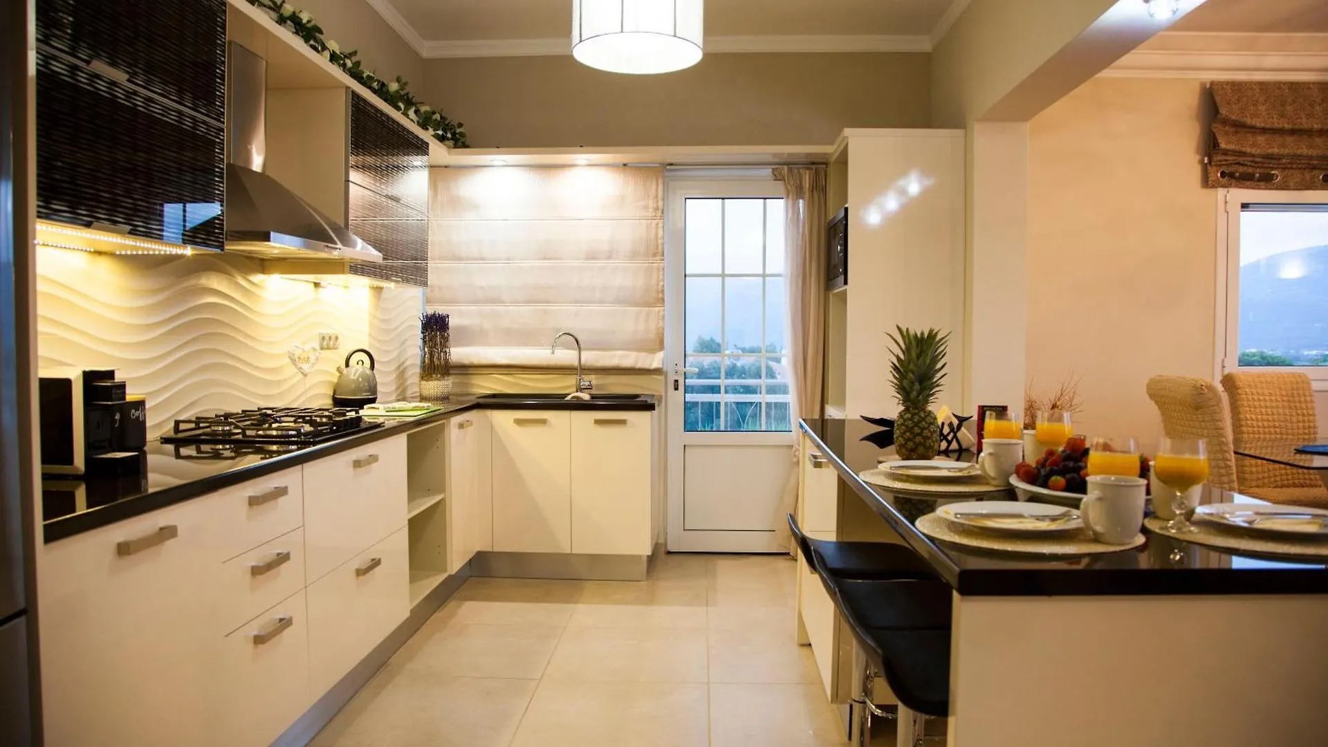 Gerasimos Dream House - 7 Minutes From The Airport Apartment Lakithra 0*,