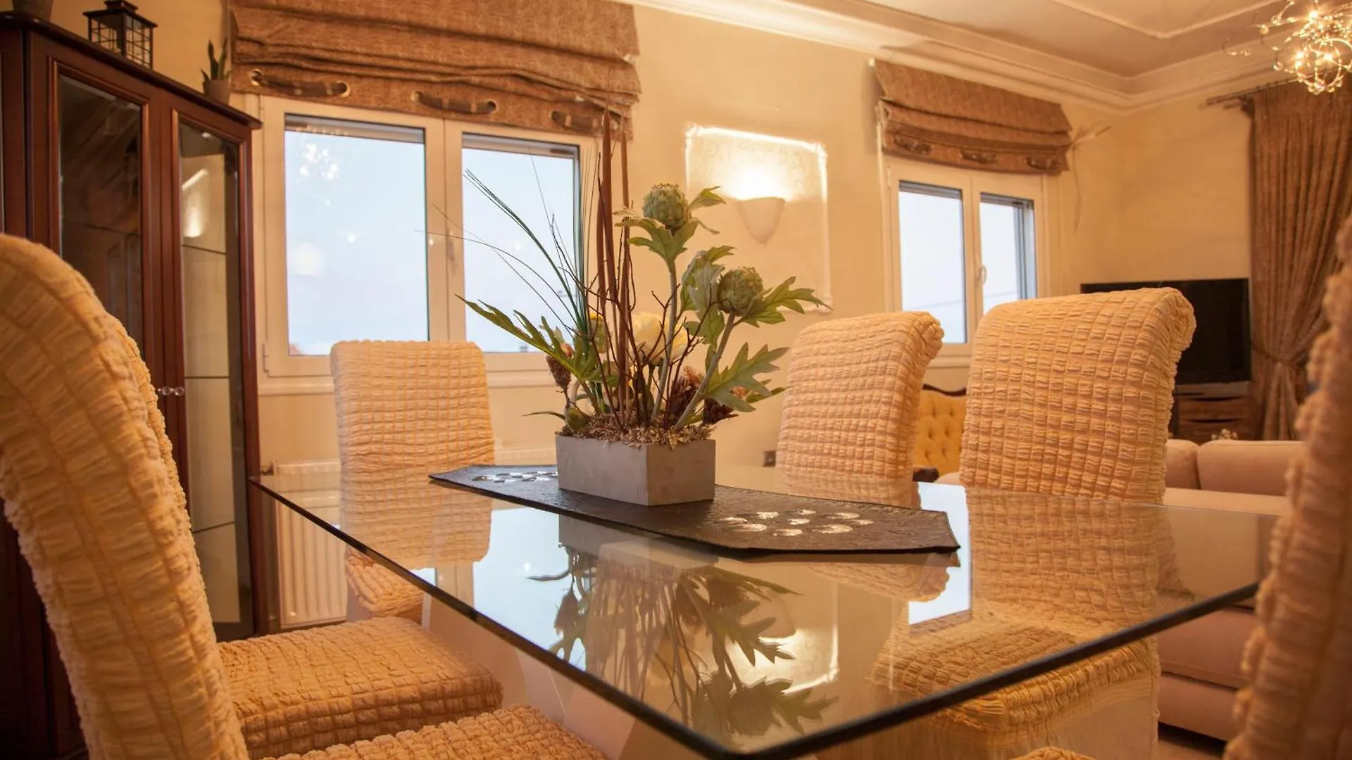 Gerasimos Dream House - 7 Minutes From The Airport Apartment Lakithra